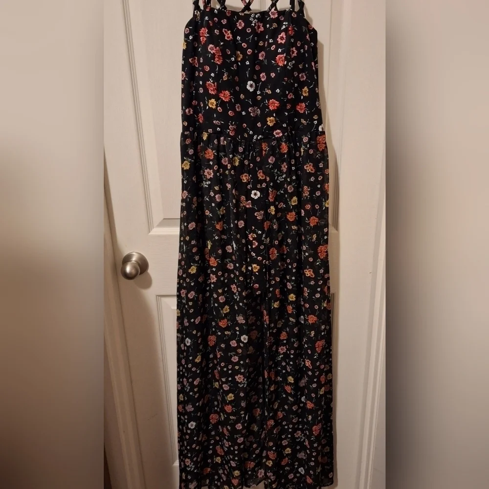 No Boundries Summer Floral Jumper Dress with Shorts One Piece Skirt XL 15-17 - Picture 1 of 5